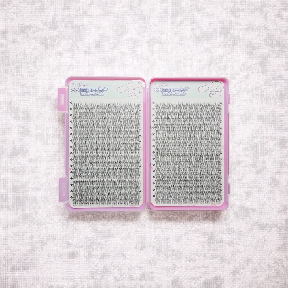 False Eyelash Extensions in Pink Case